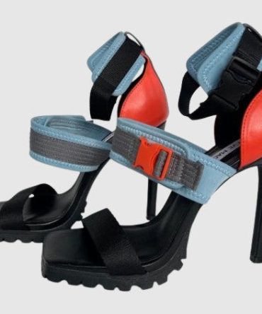 BLACK & BLUE ANKLE STRAP HEELS - REBOOTED - SM REBOOTED