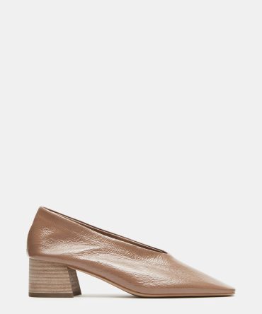 CLAUD CAMEL PATENT LEATHER