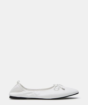 JESTER WHITE LEATHER - SM REBOOTED