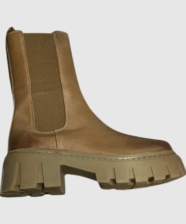 CHARGES TAN LEATHER - SM REBOOTED
