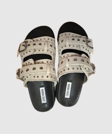 Cream color with silver studs - SM REBOOTED